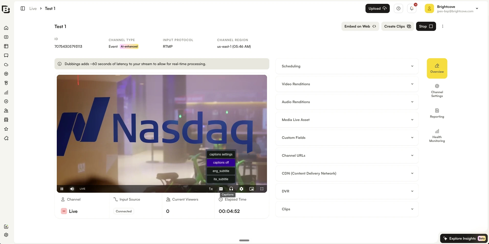 生成されたキャプションオプションを表示する Live チャンネルプレーヤー