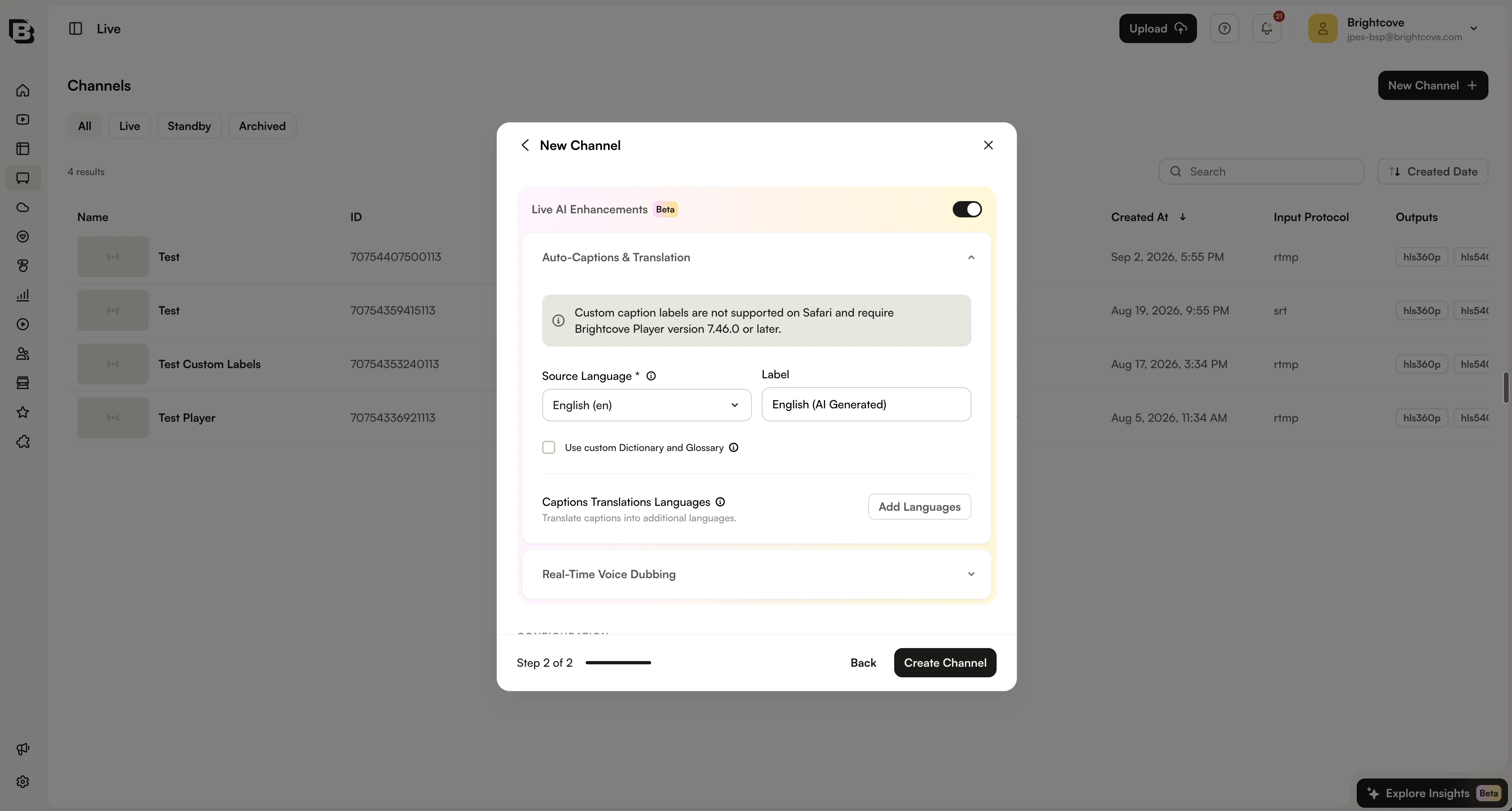 ソース言語のキャプション トラックにカスタム ラベルが入力された Auto-Captions and Translation 設定